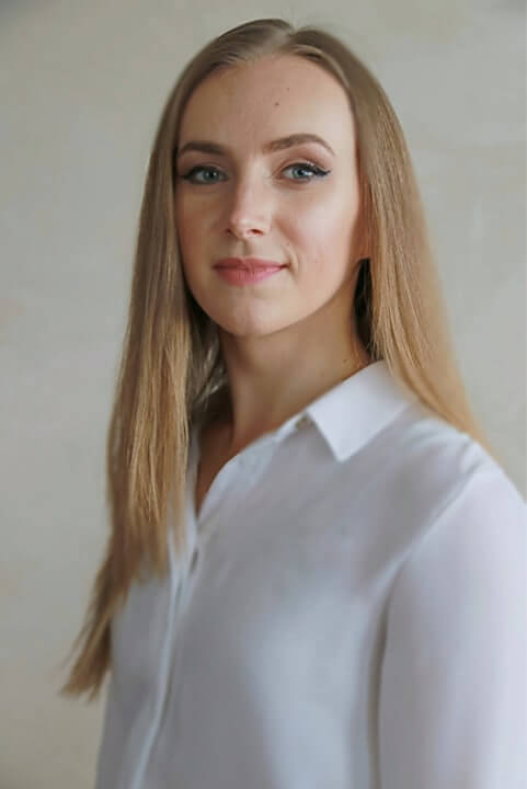 Oksana Nezhyvenko 